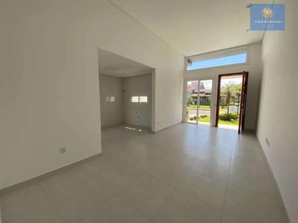 Casa à venda com 2 quartos, 75m² - Foto 3