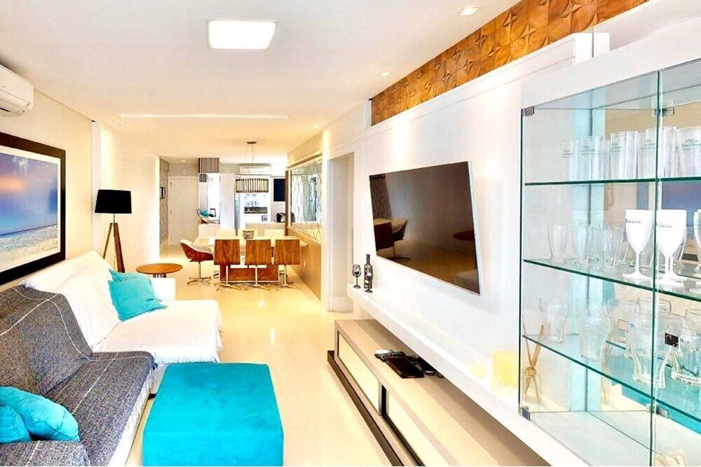 Apartamento à venda com 3 quartos, 159m² - Foto 3
