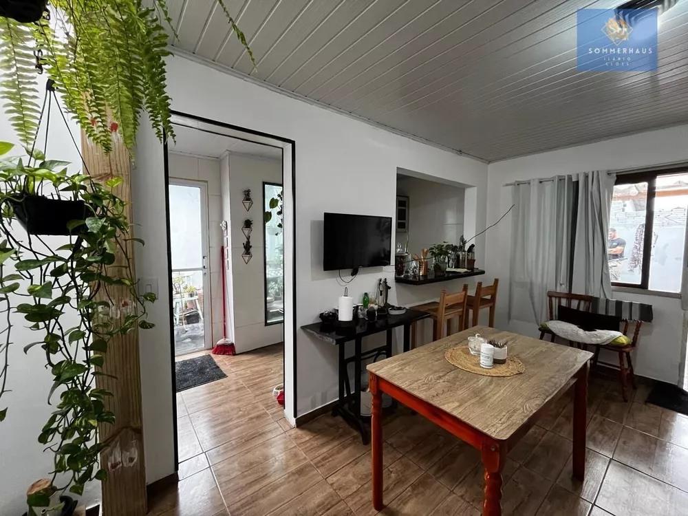 Casa, 7 quartos, 320 m² - Foto 1