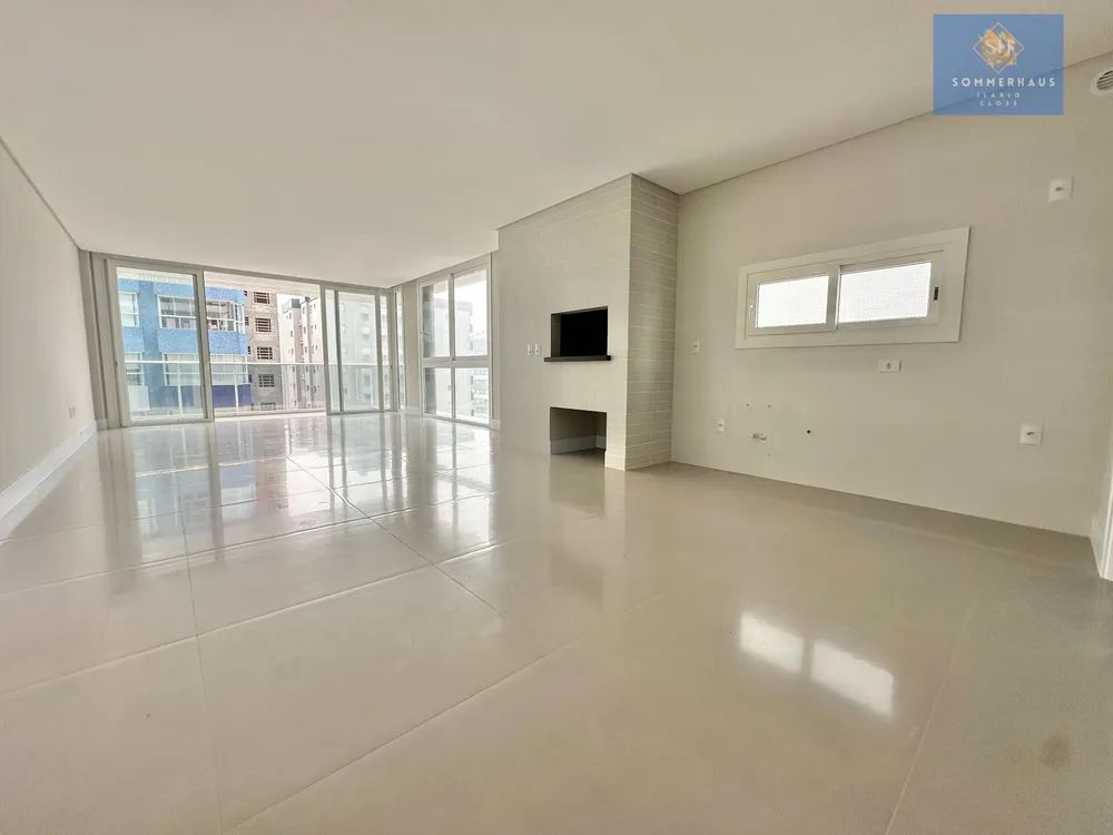 Apartamento, 3 quartos, 140 m² - Foto 2