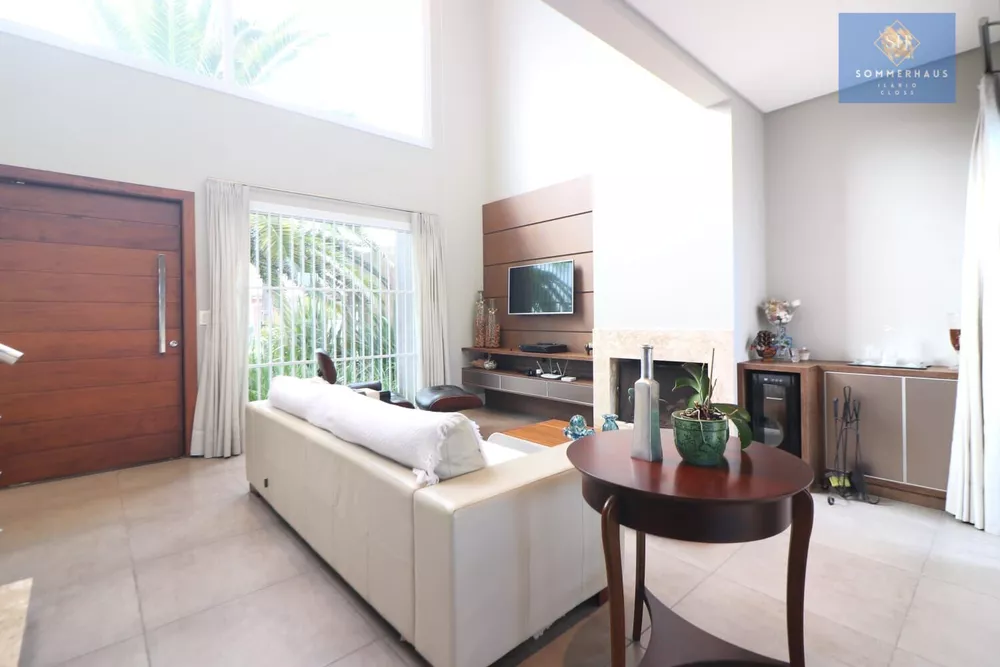 Casa à venda com 4 quartos, 170m² - Foto 2