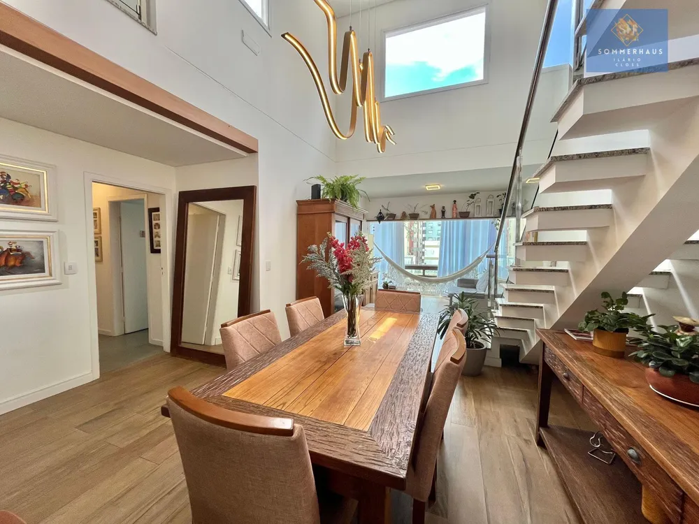 Cobertura, 3 quartos, 274 m² - Foto 1