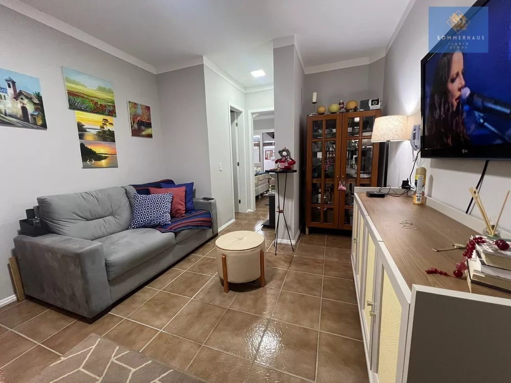 Apartamento à venda com 2 quartos, 61m² - Foto 1