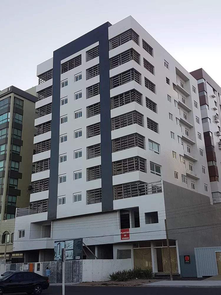 Apartamento à venda com 2 quartos, 119m² - Foto 1