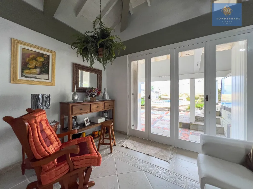 Sobrado, 7 quartos, 325 m² - Foto 1
