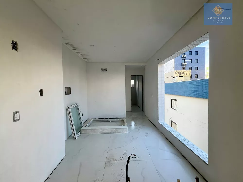 Apartamento à venda com 1 quarto, 33m² - Foto 1