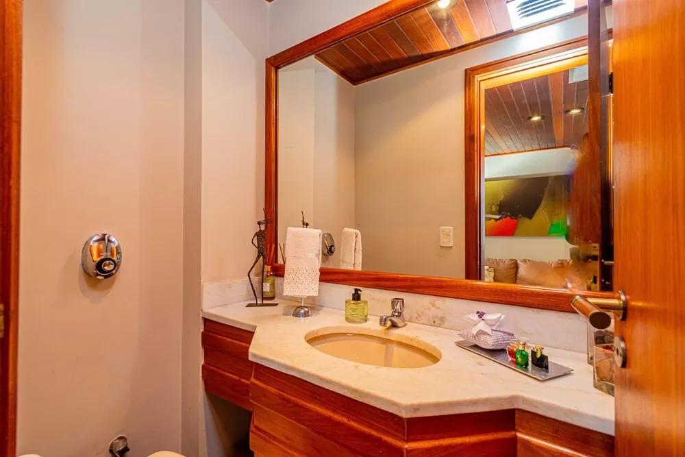 Apartamento, 3 quartos, 157 m² - Foto 1
