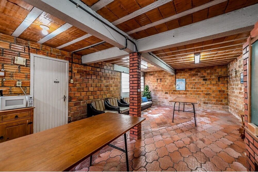 Casa de Condomínio à venda com 3 quartos, 136m² - Foto 2