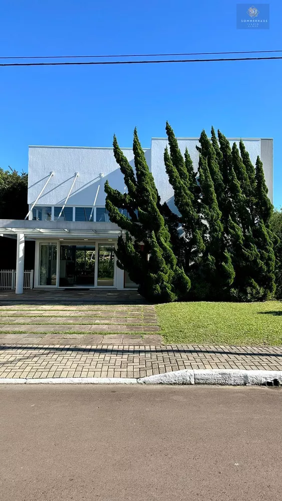 Casa de Condomínio à venda com 4 quartos, 274m² - Foto 2