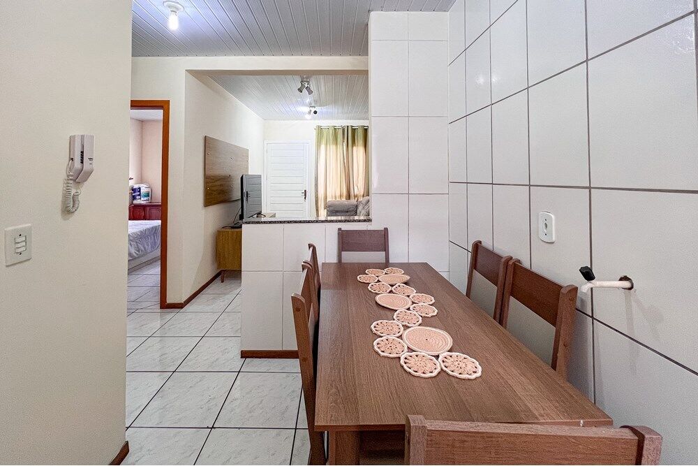 Casa de Condomínio à venda com 2 quartos, 57m² - Foto 1