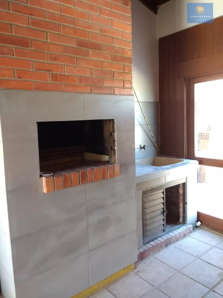 Casa à venda com 3 quartos, 105m² - Foto 7