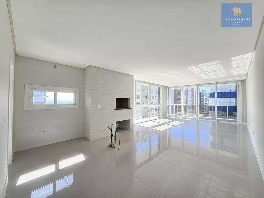 Apartamento, 3 quartos, 206 m² - Foto 1