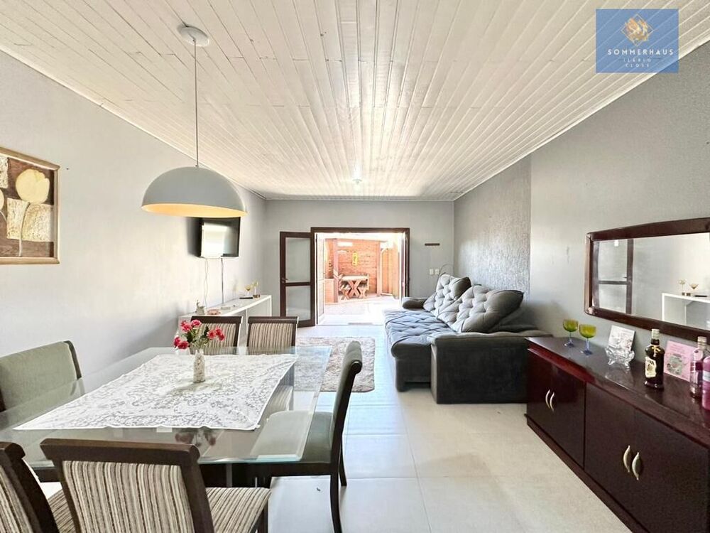 Casa, 2 quartos, 97 m² - Foto 1