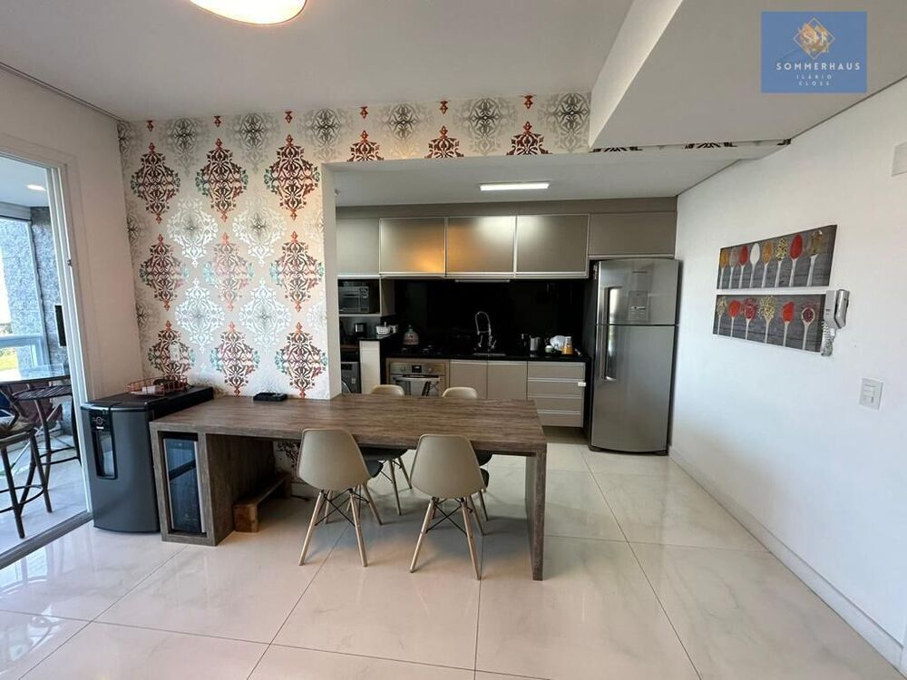 Cobertura à venda com 2 quartos, 130m² - Foto 3