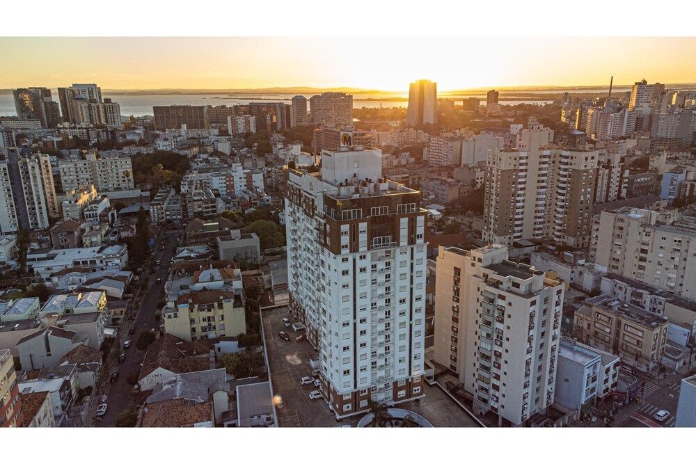 Apartamento à venda com 2 quartos, 65m² - Foto 4