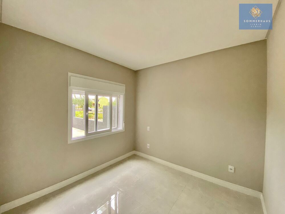 Casa à venda com 3 quartos, 80m² - Foto 10