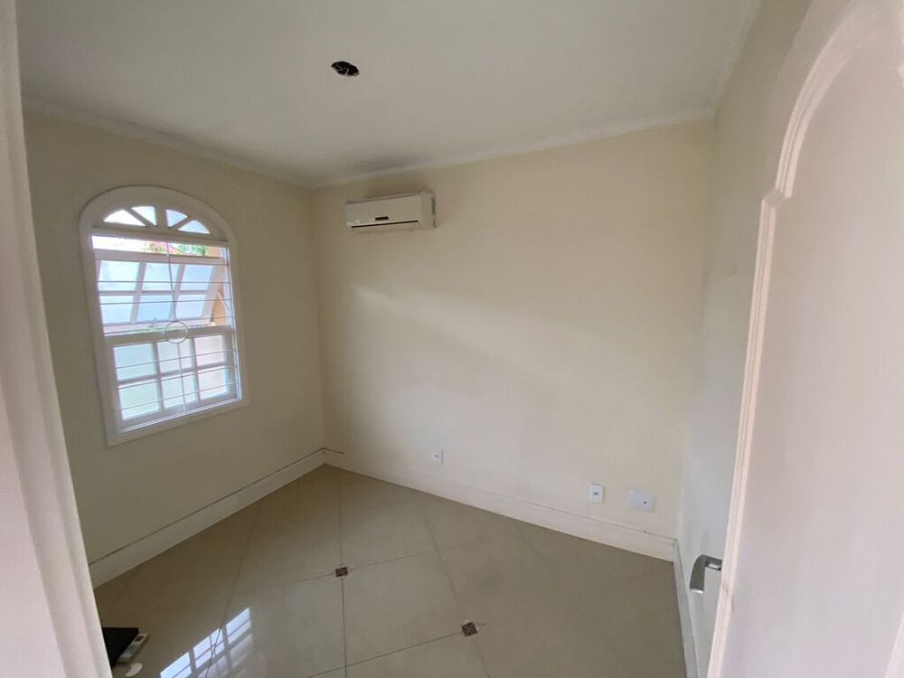Casa, 4 quartos, 265 m² - Foto 2