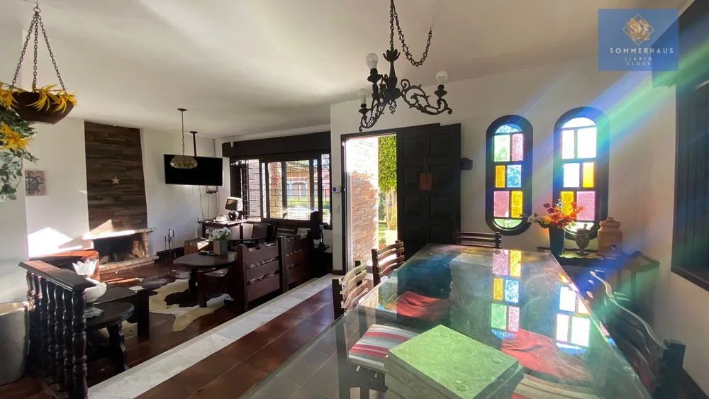 Casa, 3 quartos, 239 m² - Foto 4