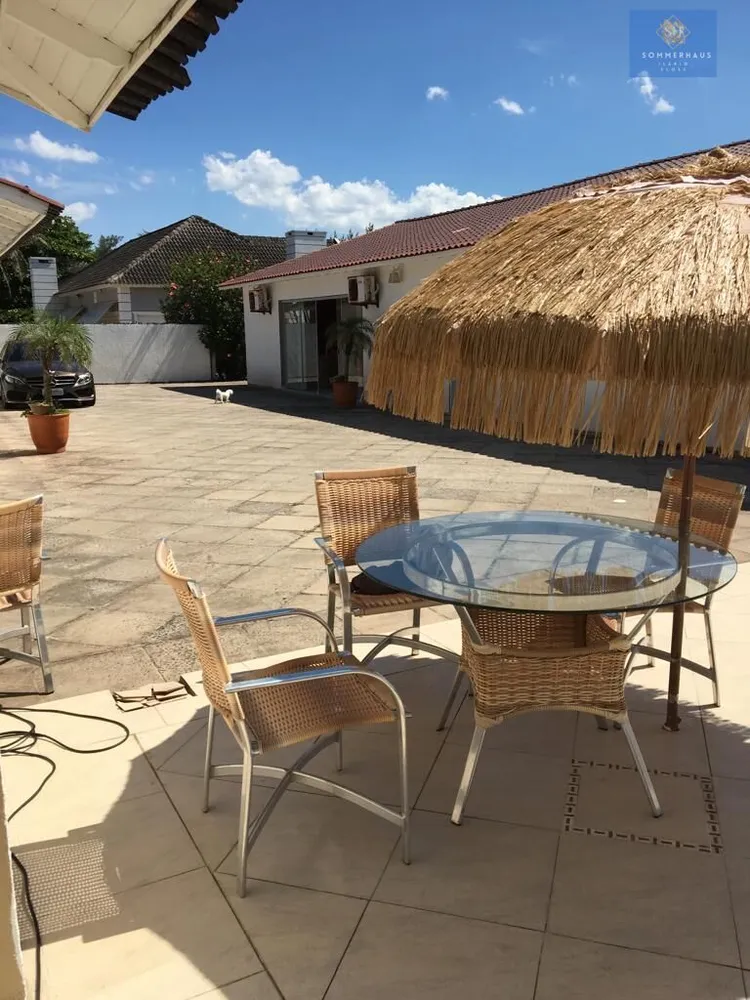 Casa, 8 quartos, 400 m² - Foto 1