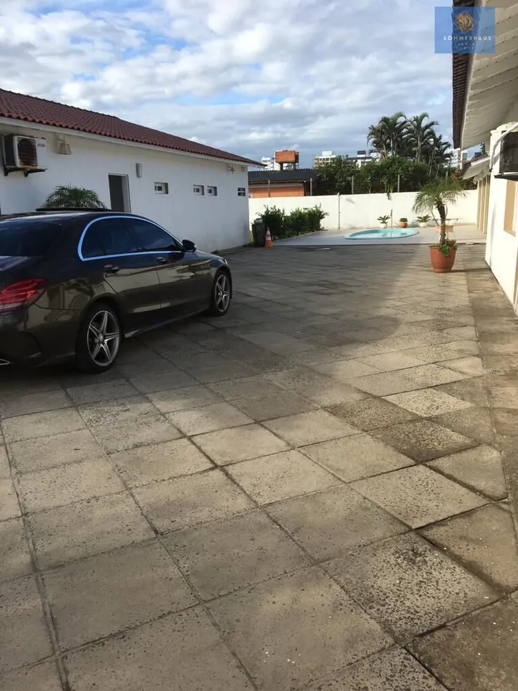 Casa, 8 quartos, 400 m² - Foto 8