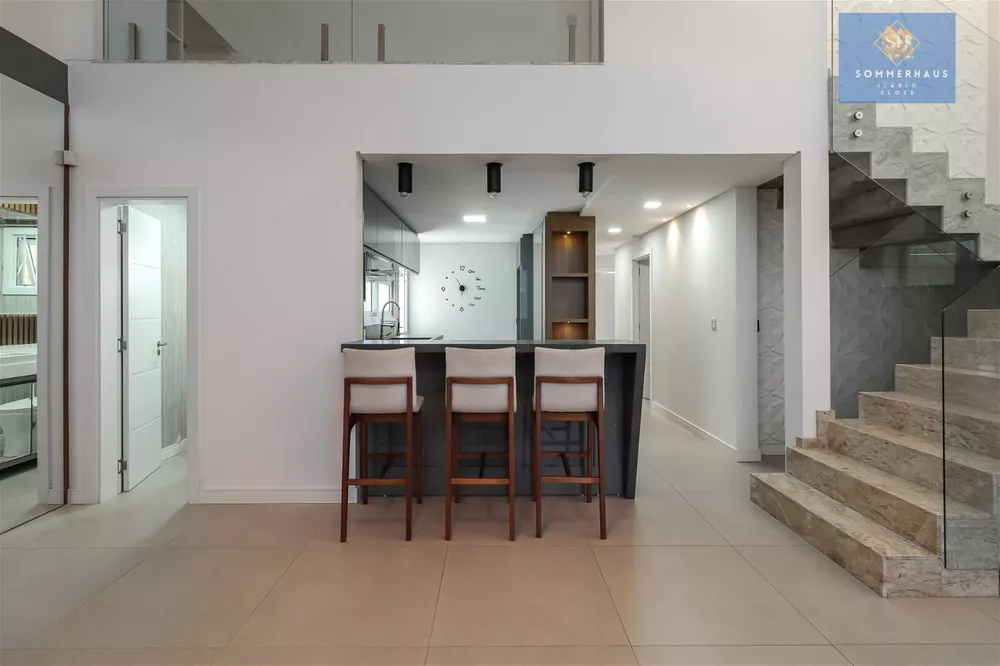 Casa à venda com 4 quartos, 280m² - Foto 6