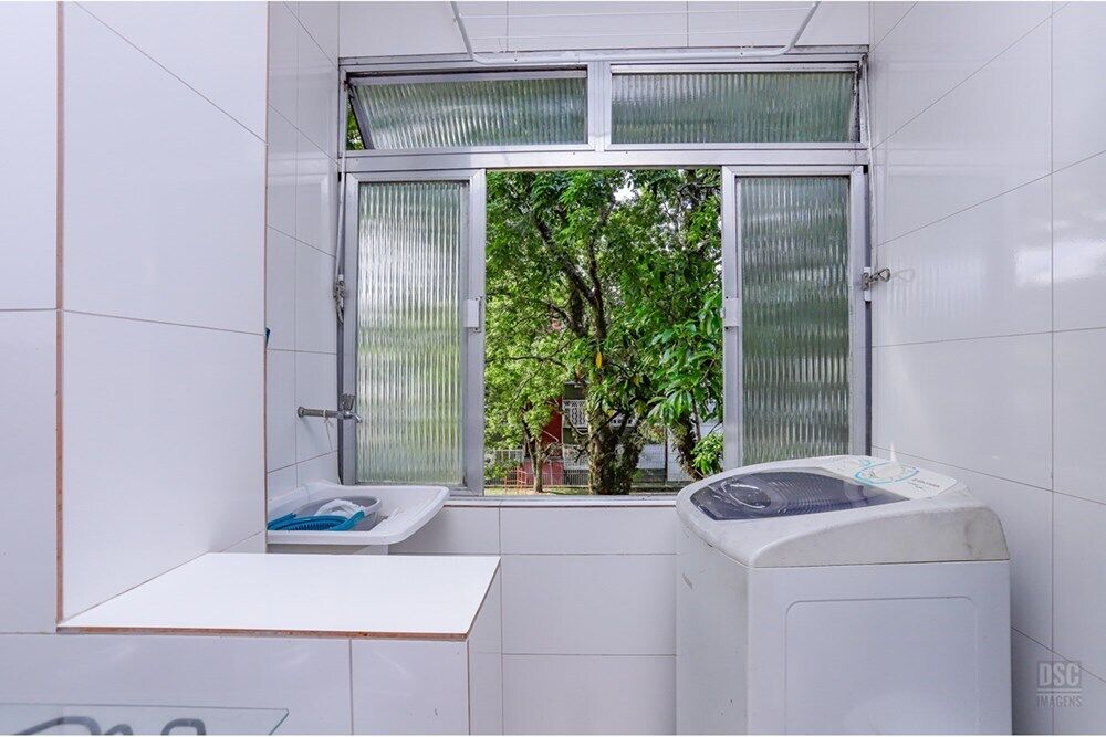 Apartamento à venda com 2 quartos, 46m² - Foto 2