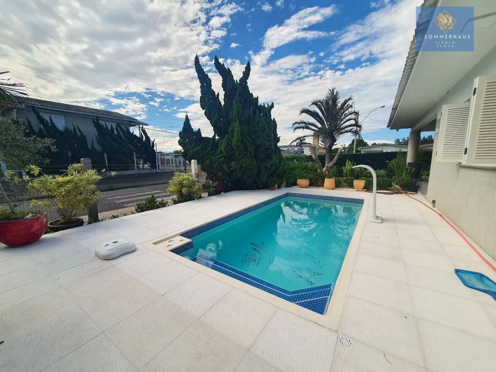 Casa, 3 quartos, 235 m² - Foto 3