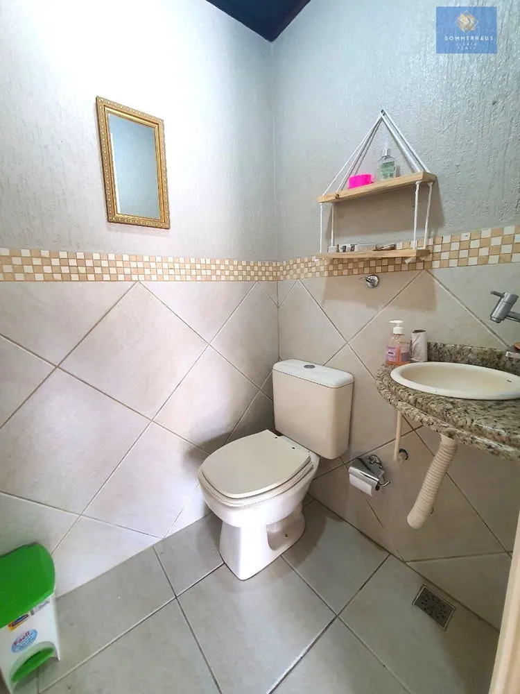 Casa, 3 quartos, 235 m² - Foto 10