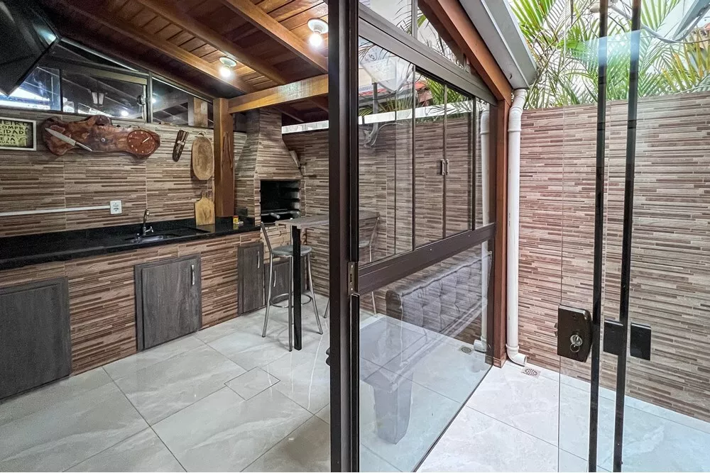 Casa de Condomínio à venda com 2 quartos, 88m² - Foto 1