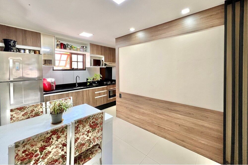 Casa, 2 quartos, 80 m² - Foto 1