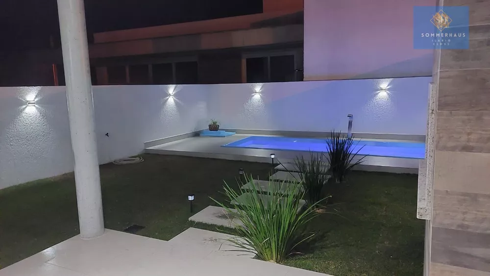 Casa à venda com 4 quartos, 199m² - Foto 4