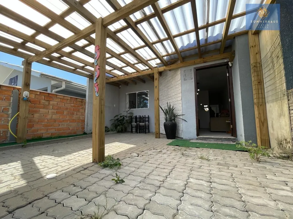 Casa, 2 quartos, 180 m² - Foto 1