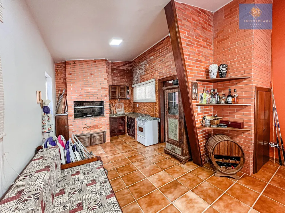 Cobertura, 3 quartos, 270 m² - Foto 2