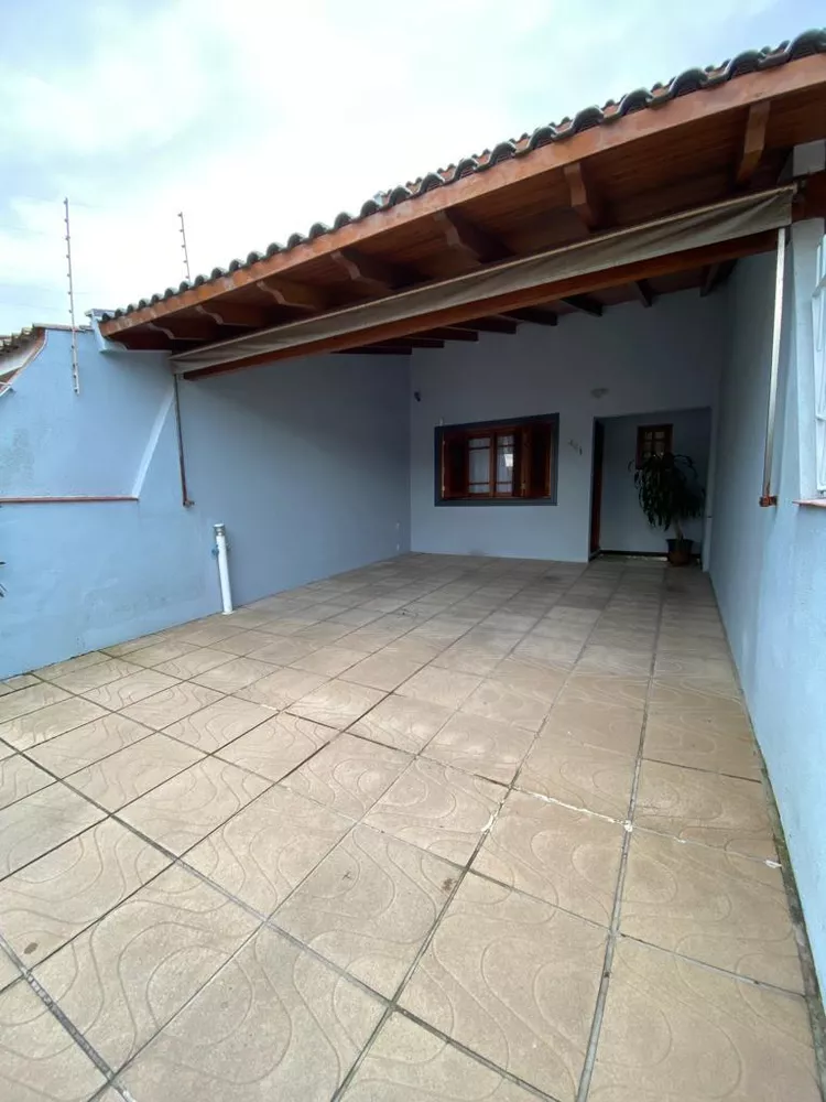 Casa à venda com 2 quartos, 170m² - Foto 3