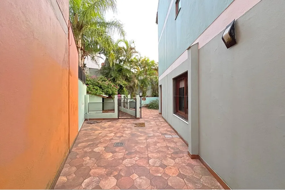 Casa, 3 quartos, 215 m² - Foto 4