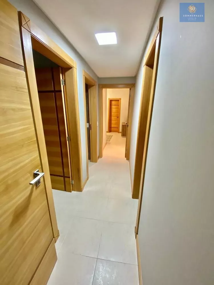 Apartamento à venda com 3 quartos - Foto 8