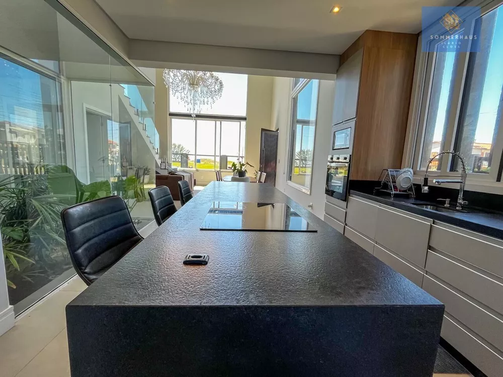 Sobrado, 3 quartos, 190 m² - Foto 1