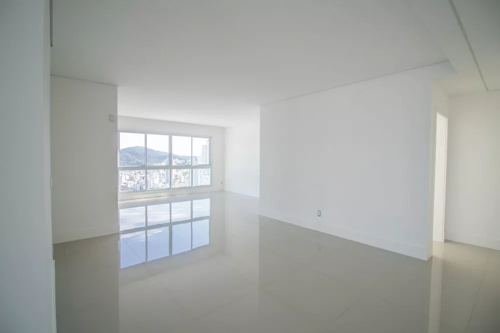 Apartamento, 3 quartos, 128 m² - Foto 3