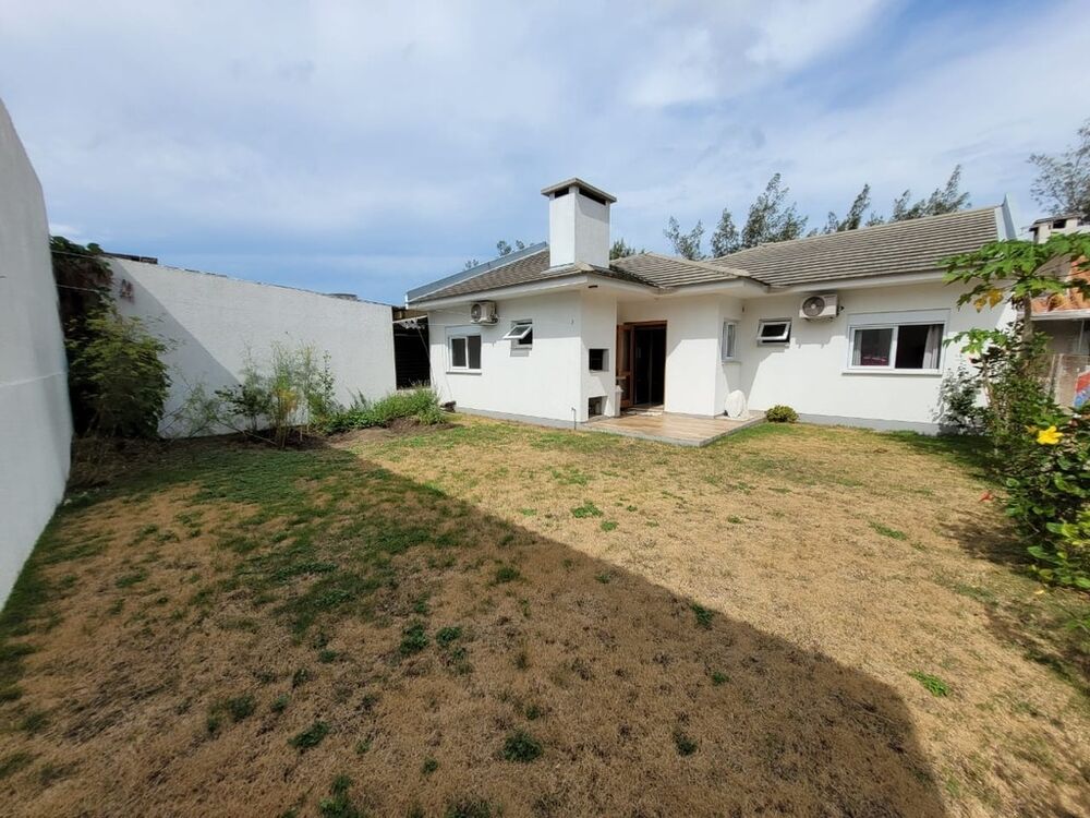 Casa à venda com 3 quartos, 114m² - Foto 4