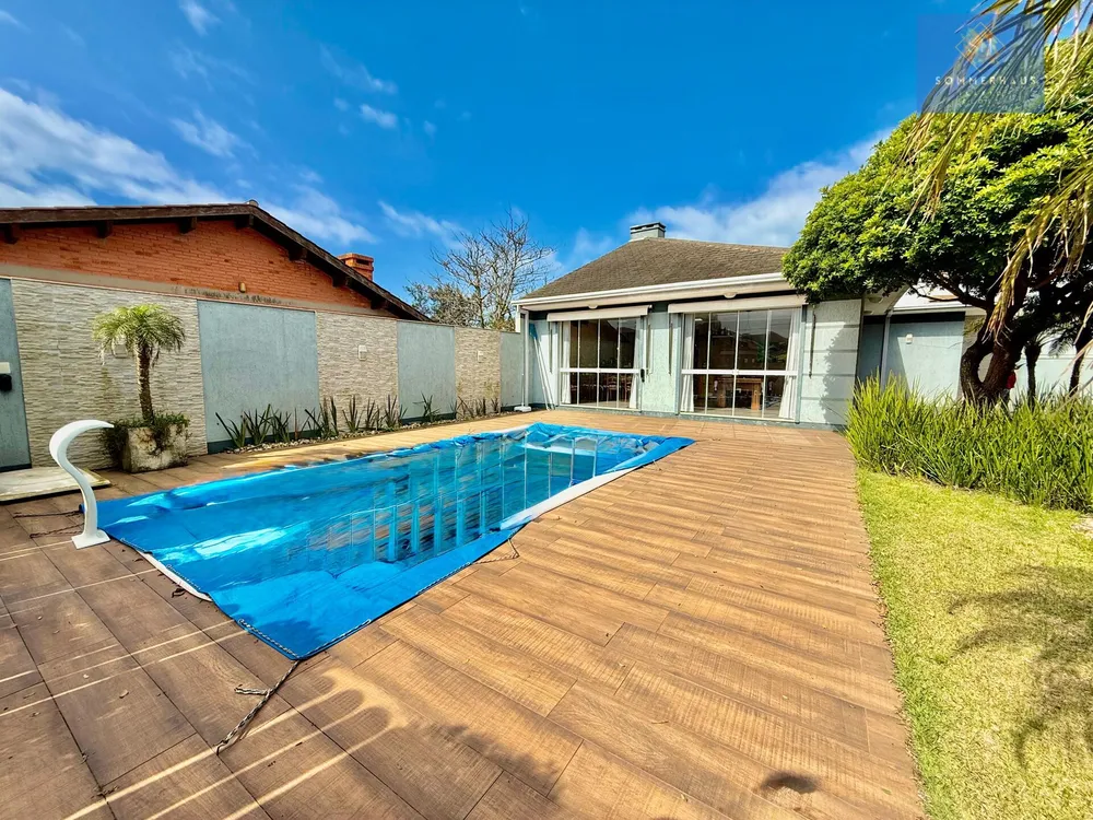 Casa, 3 quartos, 250 m² - Foto 8