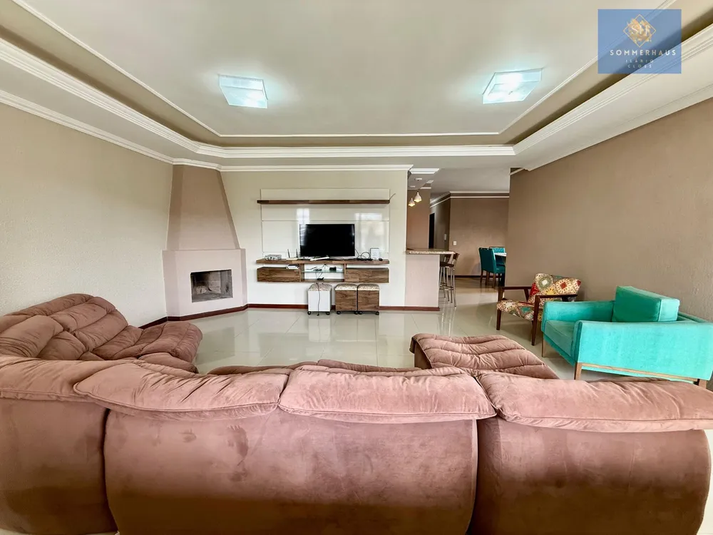 Casa, 3 quartos, 250 m² - Foto 2