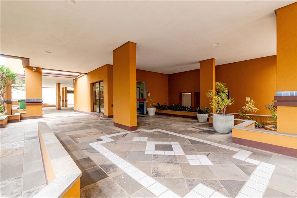 Apartamento à venda com 3 quartos, 100m² - Foto 3