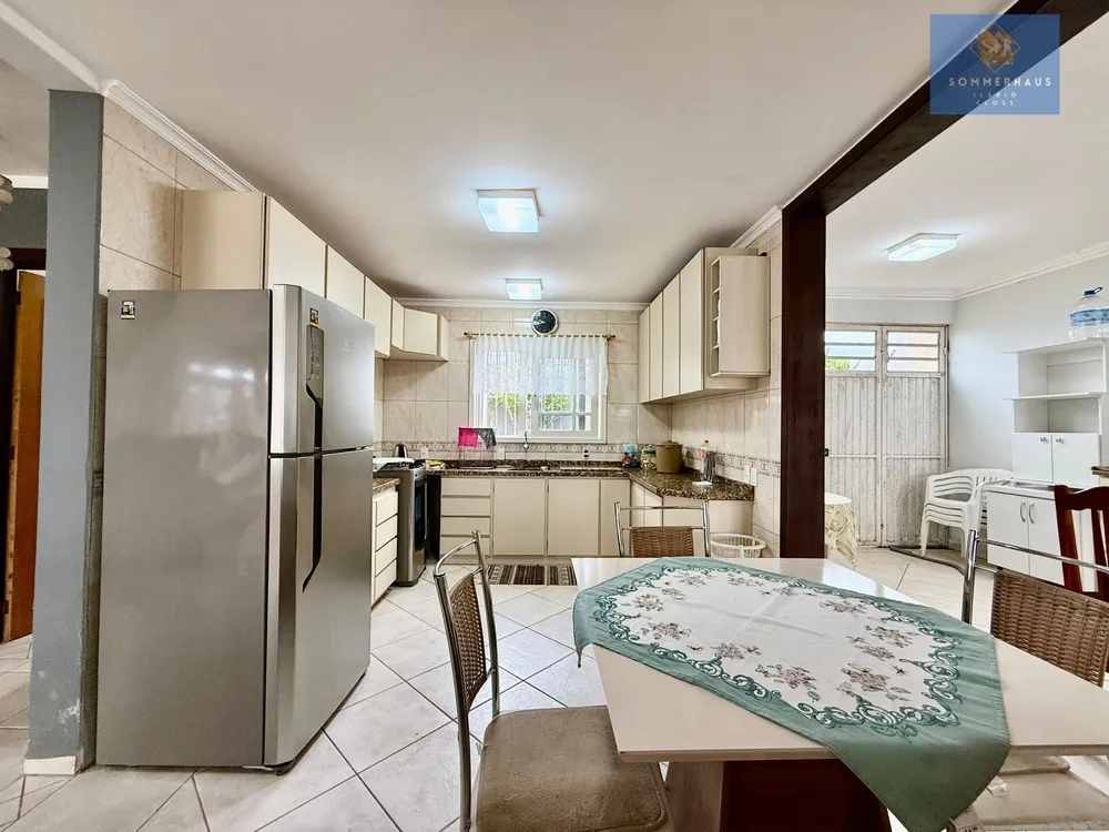 Casa, 4 quartos, 202 m² - Foto 4