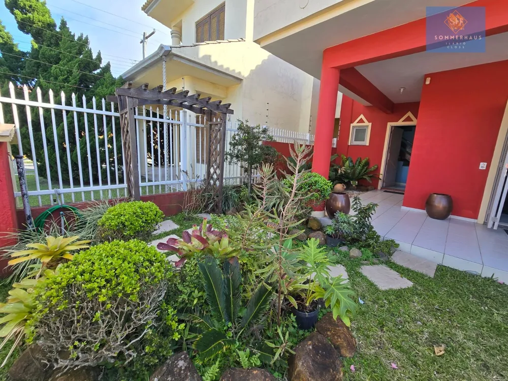 Sobrado, 3 quartos, 244 m² - Foto 1