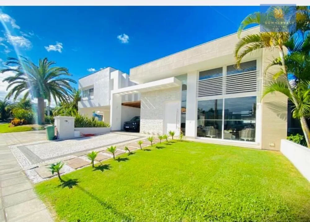 Casa à venda com 3 quartos, 180m² - Foto 1