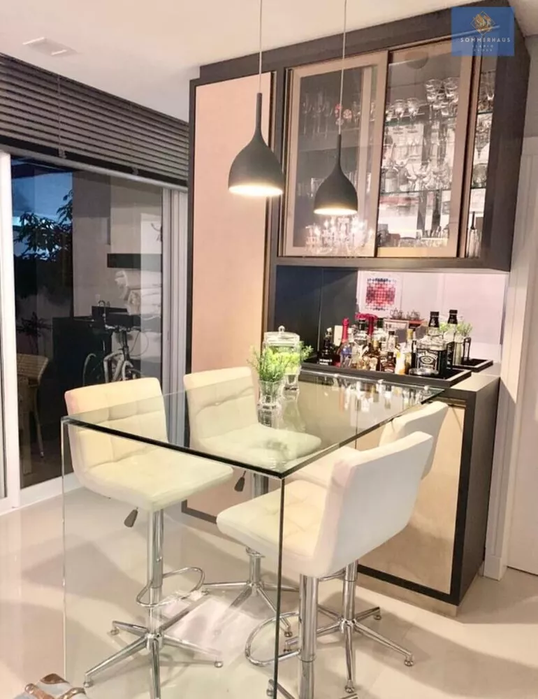 Casa à venda com 3 quartos, 180m² - Foto 10