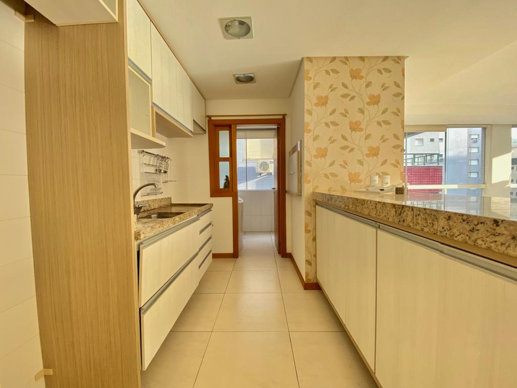 Apartamento à venda com 3 quartos, 120m² - Foto 19