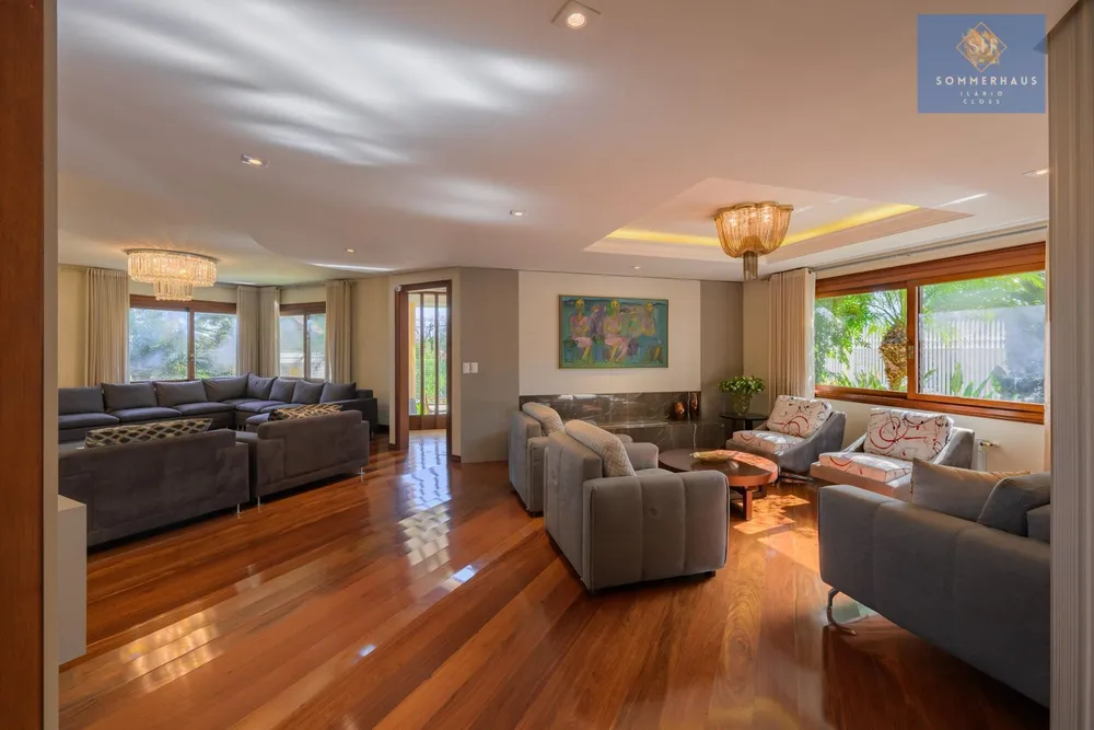 Casa, 4 quartos, 879 m² - Foto 1