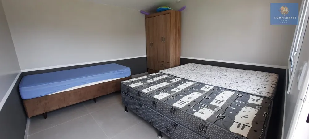 Casa, 4 quartos, 390 m² - Foto 1