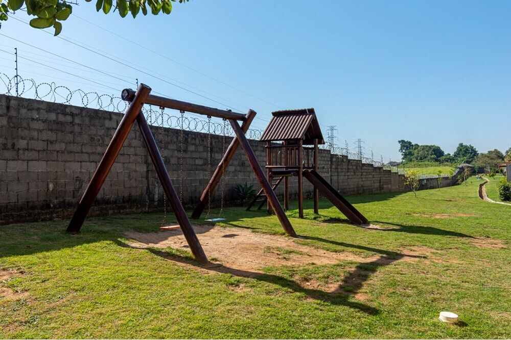 Casa de Condomínio à venda com 2 quartos, 88m² - Foto 2